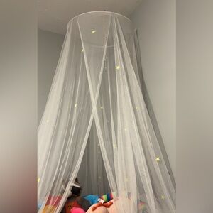 White Canopy with Glow in the Dark Stars